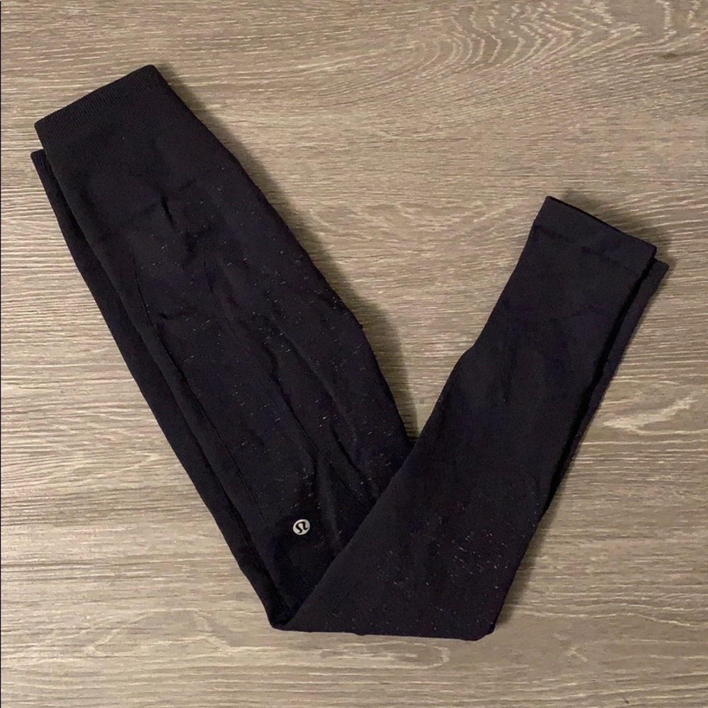 Size 4 Lululemon Leggings! Never worn!